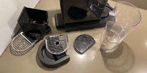 Cleaning the Removable Parts